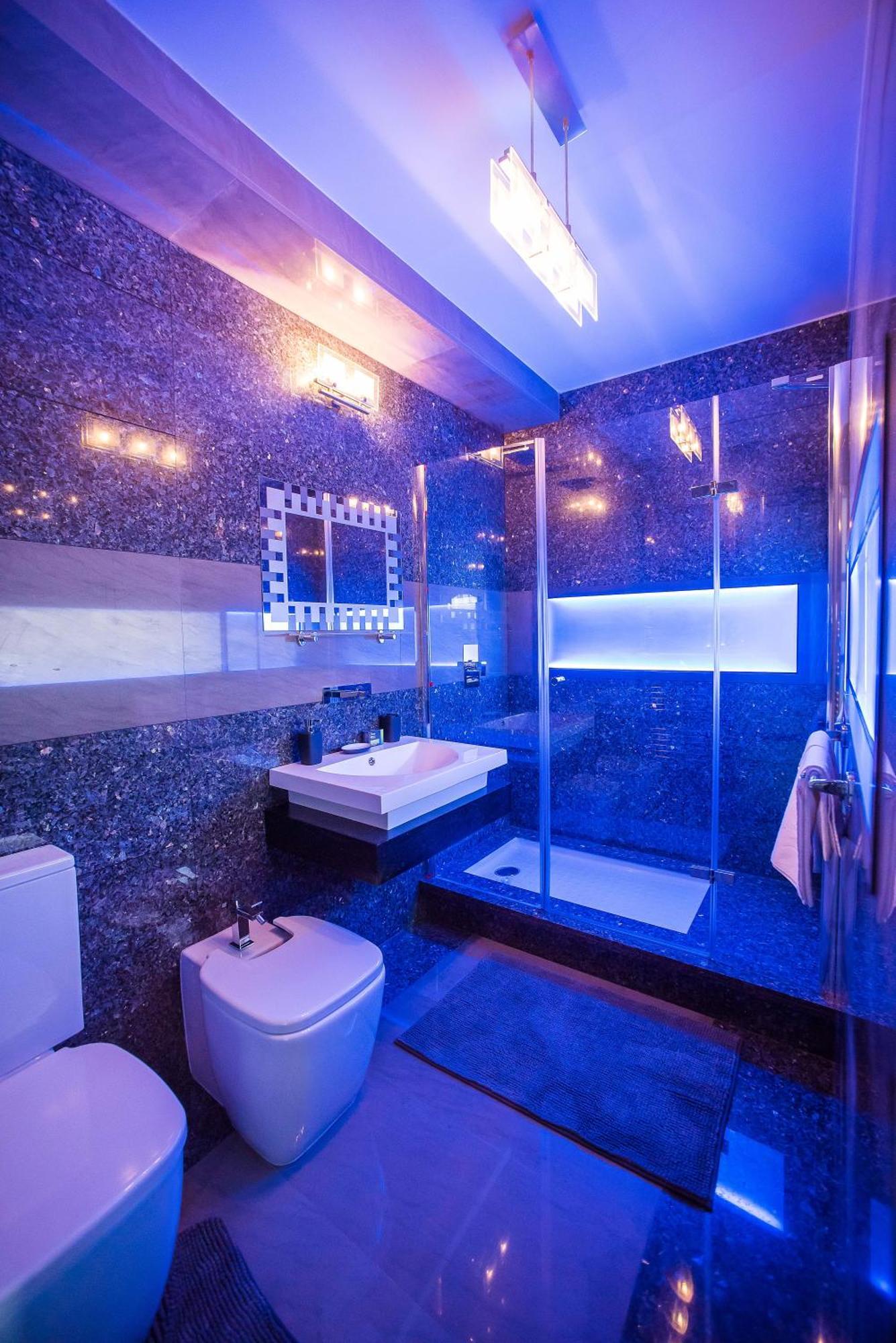 Simple Rooms Self Check In Бухарест Экстерьер фото